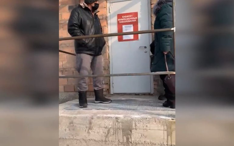 Для больных коронавирусом в Хакасии ставят палатки