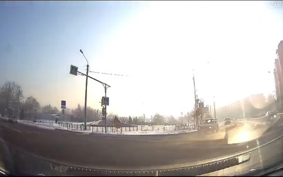 Ехал на красный: ДТП на Крылова-Ивана Ярыгина попало на видео 