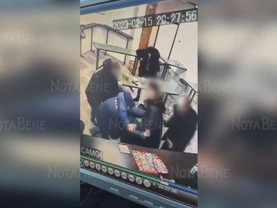 Видео: массовая драка с поножовщиной в Саяногорске