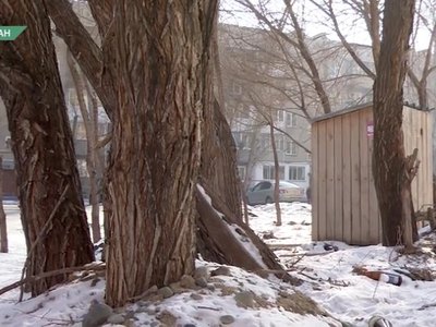 Туалет-брошенку нашли в Абакане 