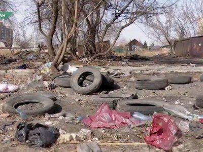 Мэрия уберет металлические гаражи возле Володарского, 4
