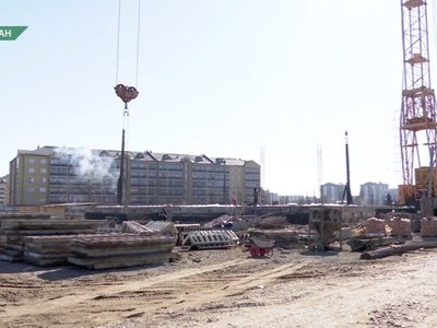 В школе в Арбане появились подвалы, а кое-где и стены