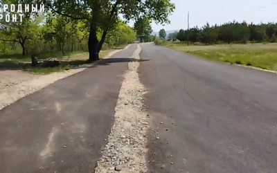 Ровная, но кривая дорога дожидается переделки в Усть-Абакане 