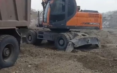 Незаконную добычу гравия в Усть-Абакане выявили экологи