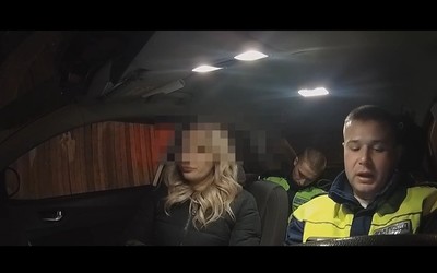 Полиция показала видео с пьяной водительницей из Черногорска