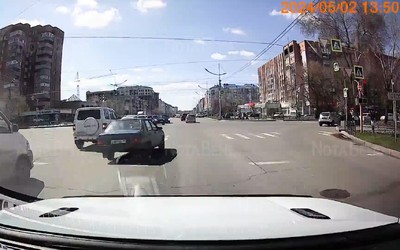 Пролетела между рядами: видео ДТП на Щетинкина-Кирова