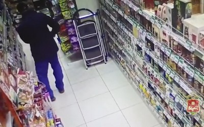 Серийного похитителя кофе и шоколада из Черногорска отправили в колонию на 4 года