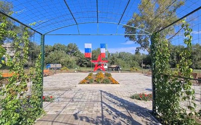 Патриотический парк открыли в Алтайском районе