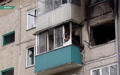 В причинах гибели мужчины в пожаре в Абакане разбираются следователи 