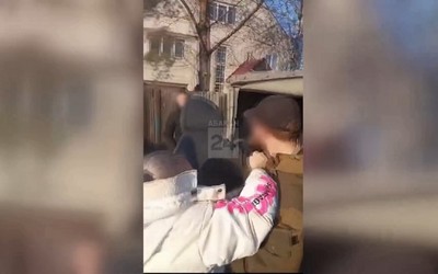Напали на отловщика жители частного сектора Абакана