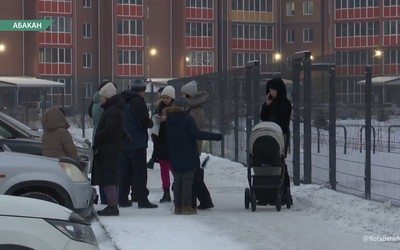 Запись ещё не началась, а очередь уже есть у новой школы Абакана