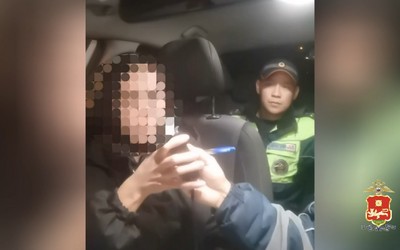 «Не разрушайте мою жизнь!: в Абакане пьяная девушка пыталась разжалобить автоинспекторов