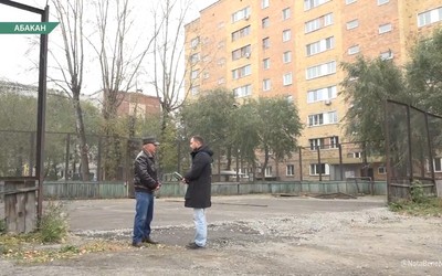 Абаканцы просят СГК восстановить хоккейную коробку