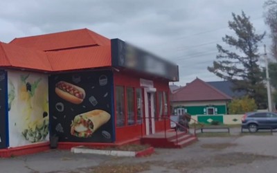 Кишечная палочка и работники без медосмотра: в Абакане на месяц закрыли бургерную 