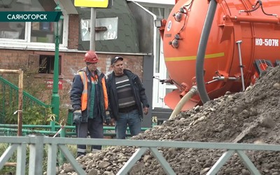 Место порыва водопровода в Саяногорске, наконец, нашли