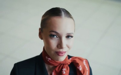 Стюардесса из Хакасии возглавила топ лучших
