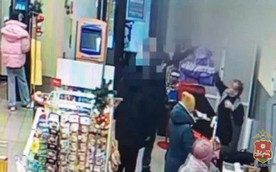 Из-за колбасы и сыра на жительницу Саяногорска завели уголовное дело