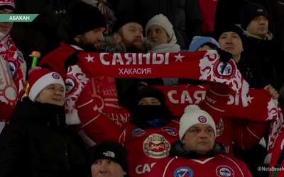 Домашний лед не помог «Саянам» победить в первой игре на своем поле