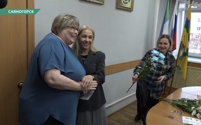 Дружинников-металлургов наградили в Саяногорске
