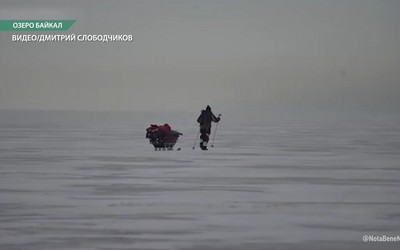 76-летний экстремал из Шушенского покорил Байкал