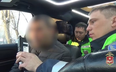 Нетрезвый абаканец повез сына в детсад и попался автоинспекторам 