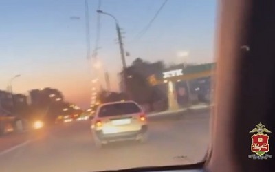 16-летнего подростка на угнанной иномарке задержали в Абакане