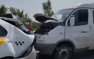ДТП с такси и ГАЗелью на Аскизской в Абакане 