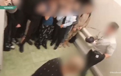 Чапаевские школьники устроили бои в туалете