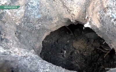 Провалы грунта в Чулымском переулке Черногорска мэрия больше засыпать не планирует
