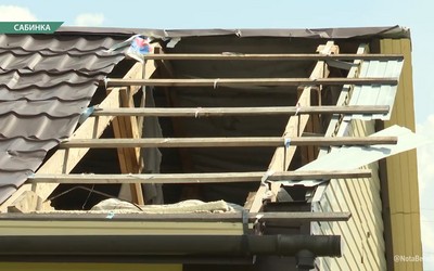 Дождевая вода заливает дом учителя в Сабинке