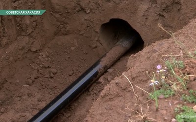 В Советской Хакасии проблема с водопроводом так и не решилась