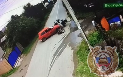14-летние байкеры пострадали в ДТП в Абакане