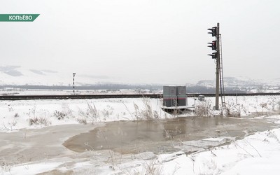 По 6 раз в сутки откачивает нечистоты ассенизаторская машина в Копьёво