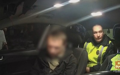 Пьяный черногорец на Mercedes-Benz предъявил ДПС липовые права