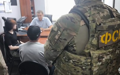 16-летнюю экстремистку из Черногорска отправили на принудительное лечение. Она занималась вербовкой 