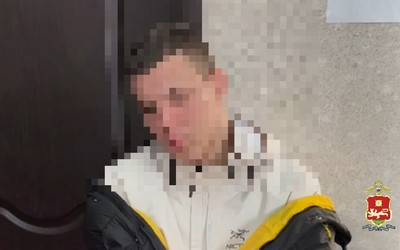 17-летнего курьера мошенников, оставившего пенсионерок в Хакасии без денег, поймали 