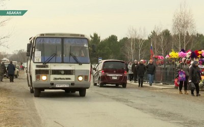 В Радоницу абаканцы столкнулись с нехваткой автобусов