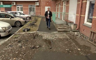 Яму на Некрасова,45 теплоэнергетики закопали