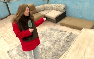 Мягкий уголок кто-то устроил в спортивной коробке Черногорска