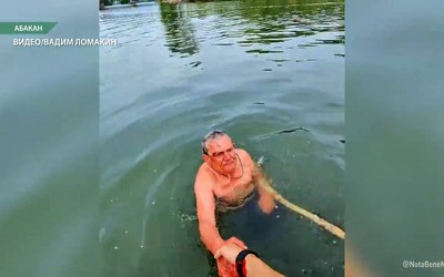 Мужчина на катере в Абакане спас тонущего пенсионера