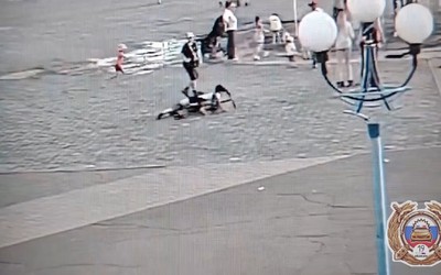 10-летнего мальчика и 3-летнюю девочку сбили электросамокатчики в Абакане