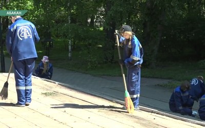 В Абакане стартовал трудовой лагерь для школьников