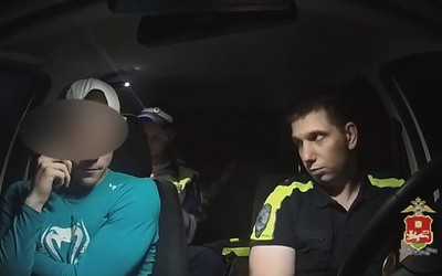 «Нольпяшку пива»: 17-летний пьяный байкер пытался скрыться от ГАИ в Ширинском районе
