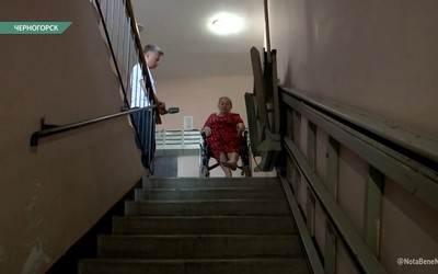 Почти 10 лет вынуждена сидеть в собственной квартире как взаперти пенсионерка-инвалид из Черногорска