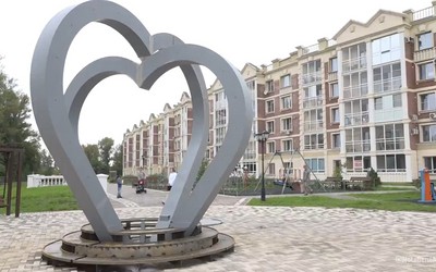 Четырёхметровое металлическое сердце появилось в Абакане