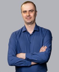 Олег Чернявский