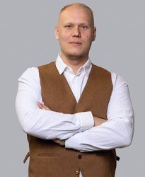 Артем Постнов