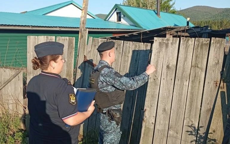 Судебные приставы Хакасии провели рейд по алиментам