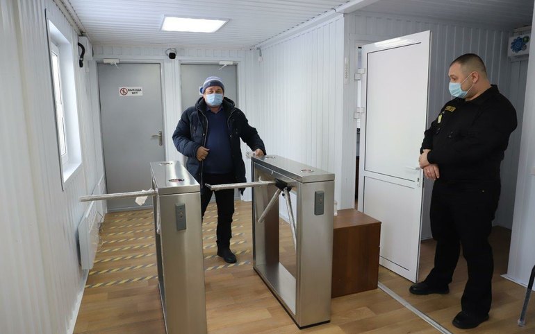 У саяногорских металлургов РУСАЛа новые парковки и КПП