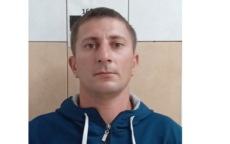 Полиция Хакасии разыскивает наркоизготовителя